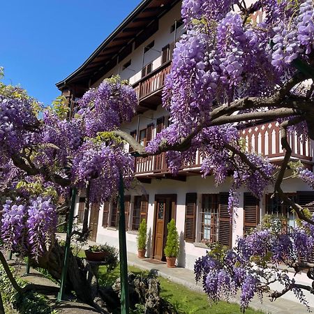 Dimora Fiorita Junior My Holiday Home Varallo Exterior photo
