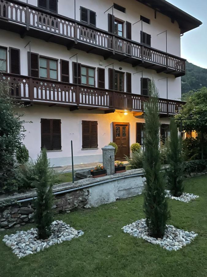 Dimora Fiorita Junior My Holiday Home Varallo Exterior photo